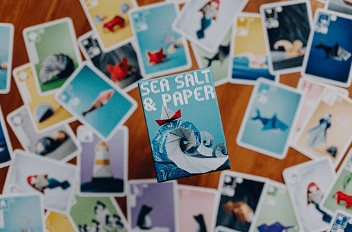 Sea Salt & Paper - Um Passeio na Praia nunca foi tão divertido.